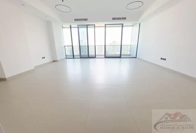 143732277 - Property Image 2