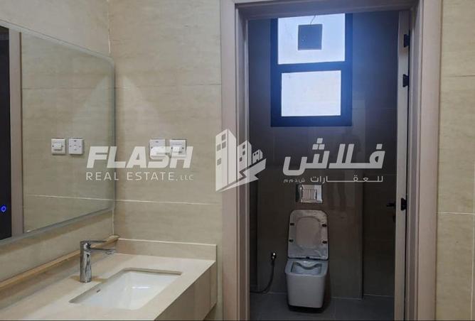 127012929 - Property Image 3
