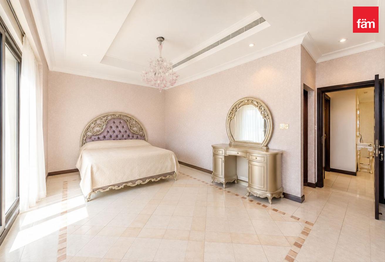 Hot Deal | Optional Furnishing | Private Beach photo 24