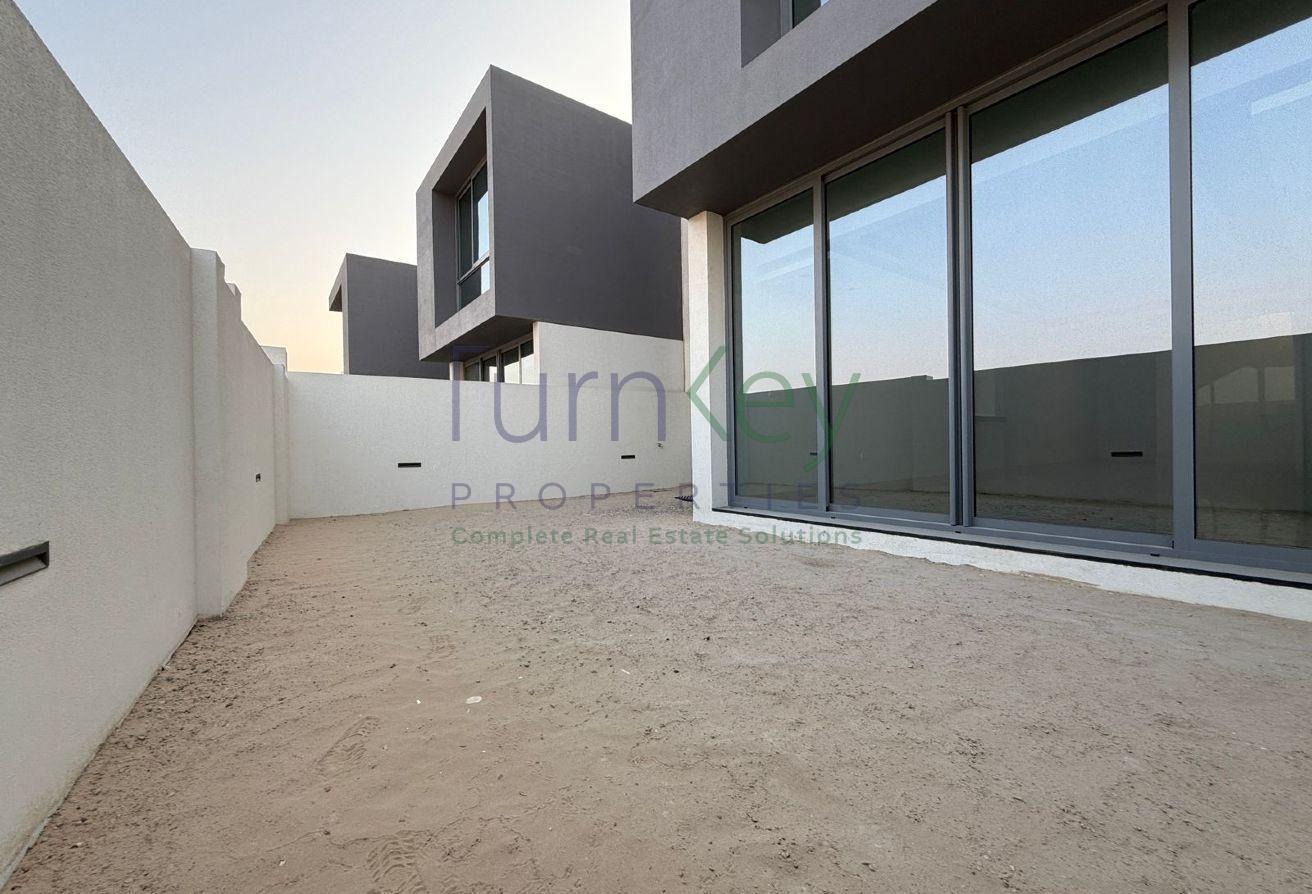 3 Bed plus Maids | Well Maintained | Spacious photo 9
