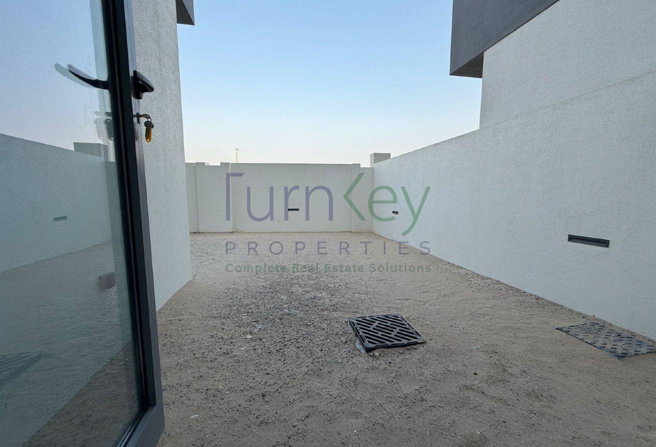 3 Bed plus Maids | Well Maintained | Spacious photo 11