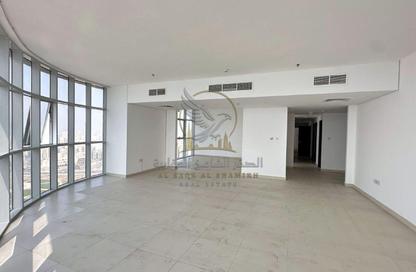 Apartment - 3 - 5 for rent in Al Majaz 1 - Al Majaz - Sharjah