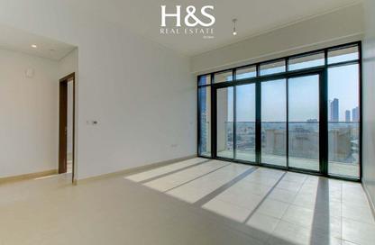 Apartment - 1 - 2 for rent in Vida Residence 1 - Vida Residence - The Hills - Dubai