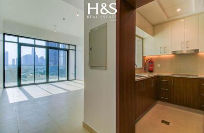 Apartment - 1 - 2 for rent in Vida Residence 1 - Vida Residence - The Hills - Dubai