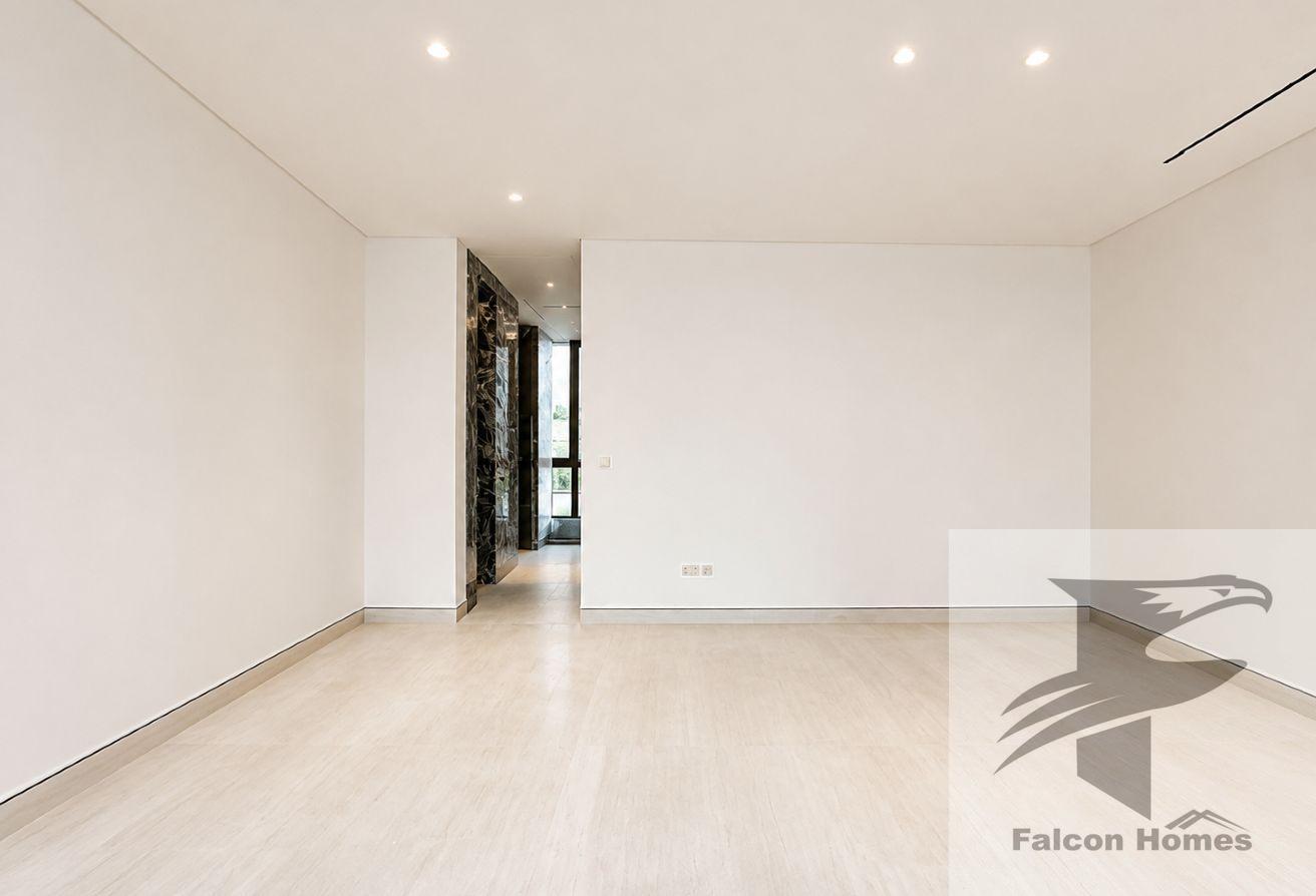 Brand-New | 5BR Villa | Private Pool and Elevator photo 11