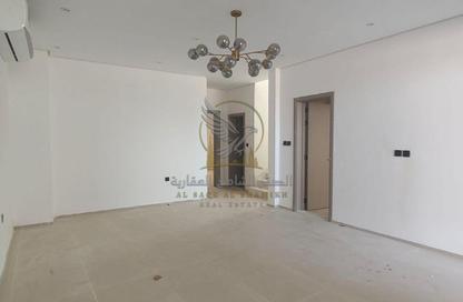 Villa - 5 - 6 for rent in Al Helio 1 - Al Helio - Ajman Villa - 5 - 6 for rent in Al Helio 1 - Al Helio - Ajman