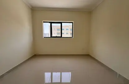 Apartment - 3 Bedrooms - 3 Bathrooms for rent in Muweileh Community - Muwaileh Commercial - Sharjah