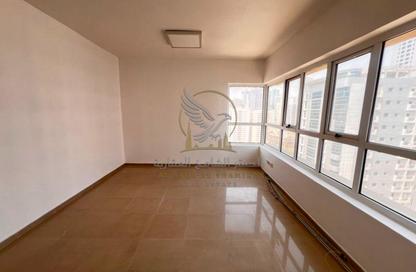 Apartment - 3 Bedrooms - 3 Bathrooms for rent in New Al Taawun Road - Al Taawun - Sharjah