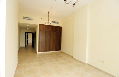 Apartment - 1 Bedroom - 1 Bathroom for rent in Al Thuraya Building - Dubai Silicon Oasis - Dubai