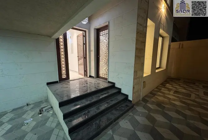 142882834 - Property Image 3