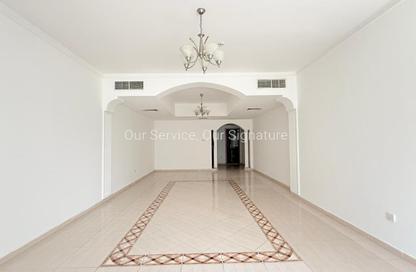 Apartment - 3 Bedrooms - 3 Bathrooms for rent in New Al Taawun Road - Al Taawun - Sharjah