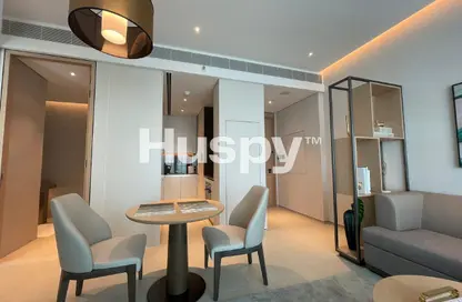 شقة - غرفة نوم - 2 حمامات للايجار في برج بوابه جميرا 2 - العنوان منتجع وسبا جميرا - جميرا بيتش ريزيدنس - دبي