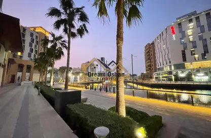 Apartment - 1 Bedroom - 2 Bathrooms for rent in Dubai Wharf Tower 2 - Dubai Wharf - Al Jaddaf - Dubai