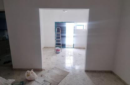 Apartment - Studio - 1 Bathroom for rent in Al Naseriya - Al Sharq - Sharjah Apartment - Studio - 1 Bathroom for rent in Al Naseriya - Al Sharq - Sharjah