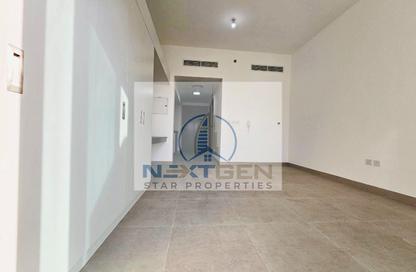 Apartment - Studio - 1 for rent in Bella Rose - Dubai Science Park - Dubai