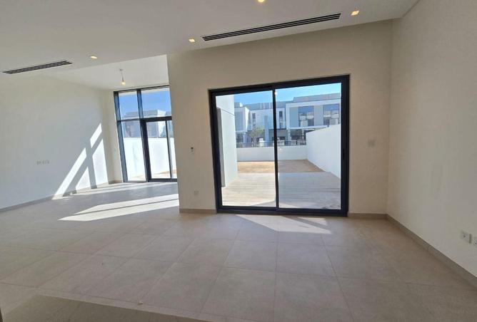 74255302 - Property Image 2