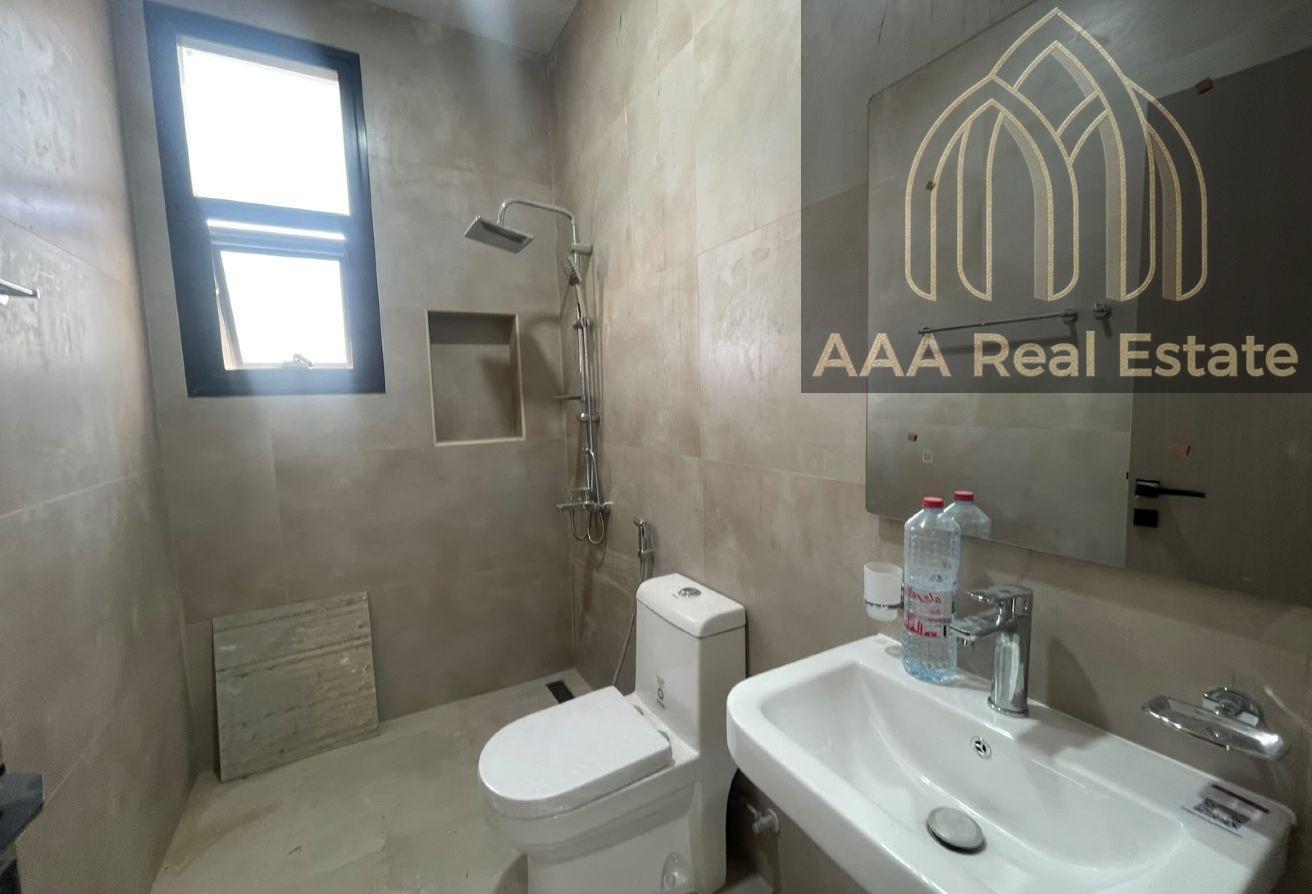 BRAND NEW | PREMIUM FINISHES | SPACIOUS LAYOUT photo 17