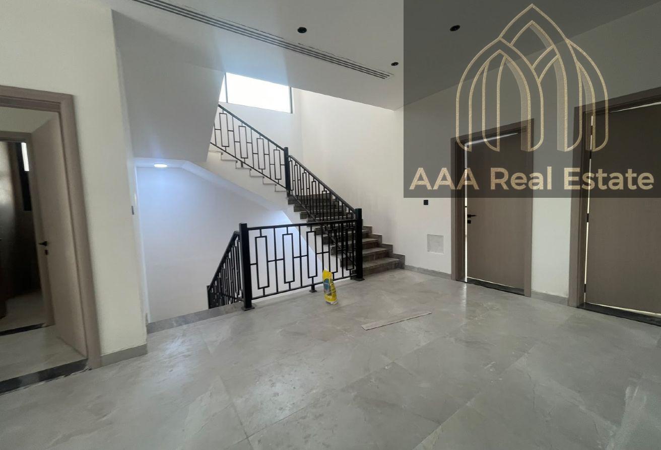 BRAND NEW | PREMIUM FINISHES | SPACIOUS LAYOUT photo 3