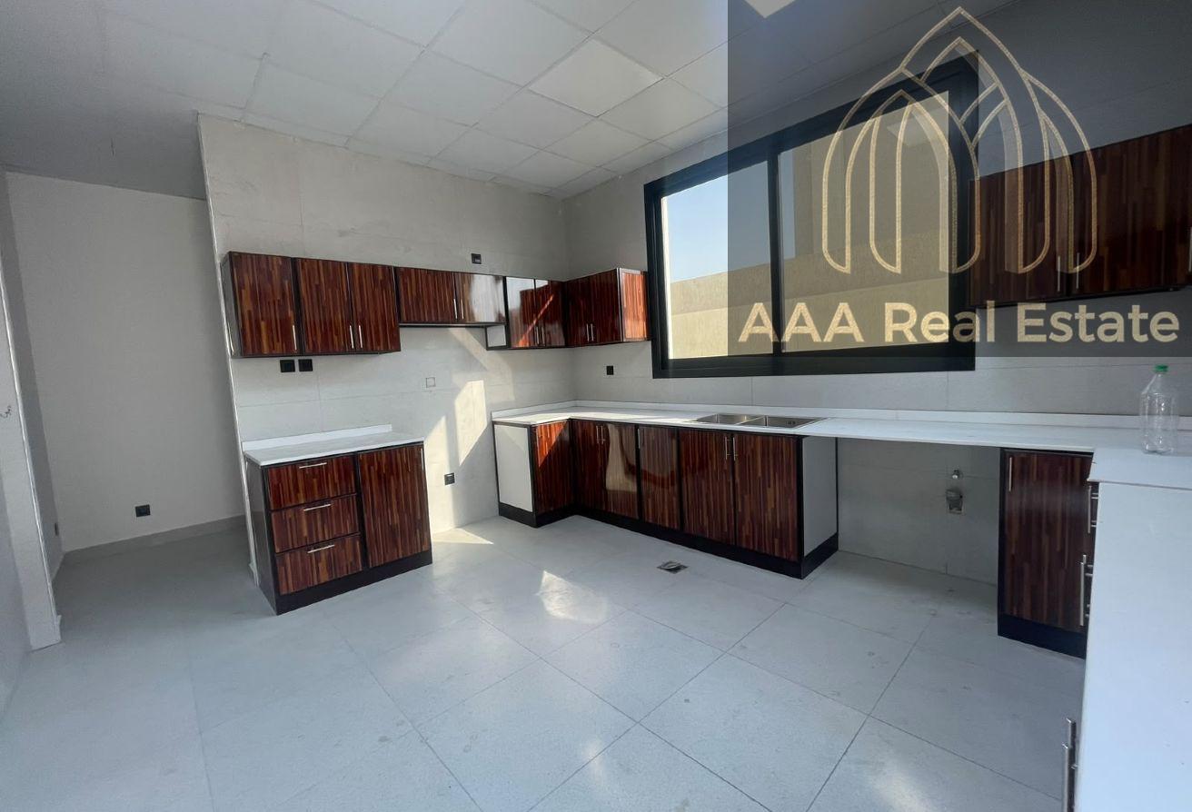 BRAND NEW | PREMIUM FINISHES | SPACIOUS LAYOUT photo 14