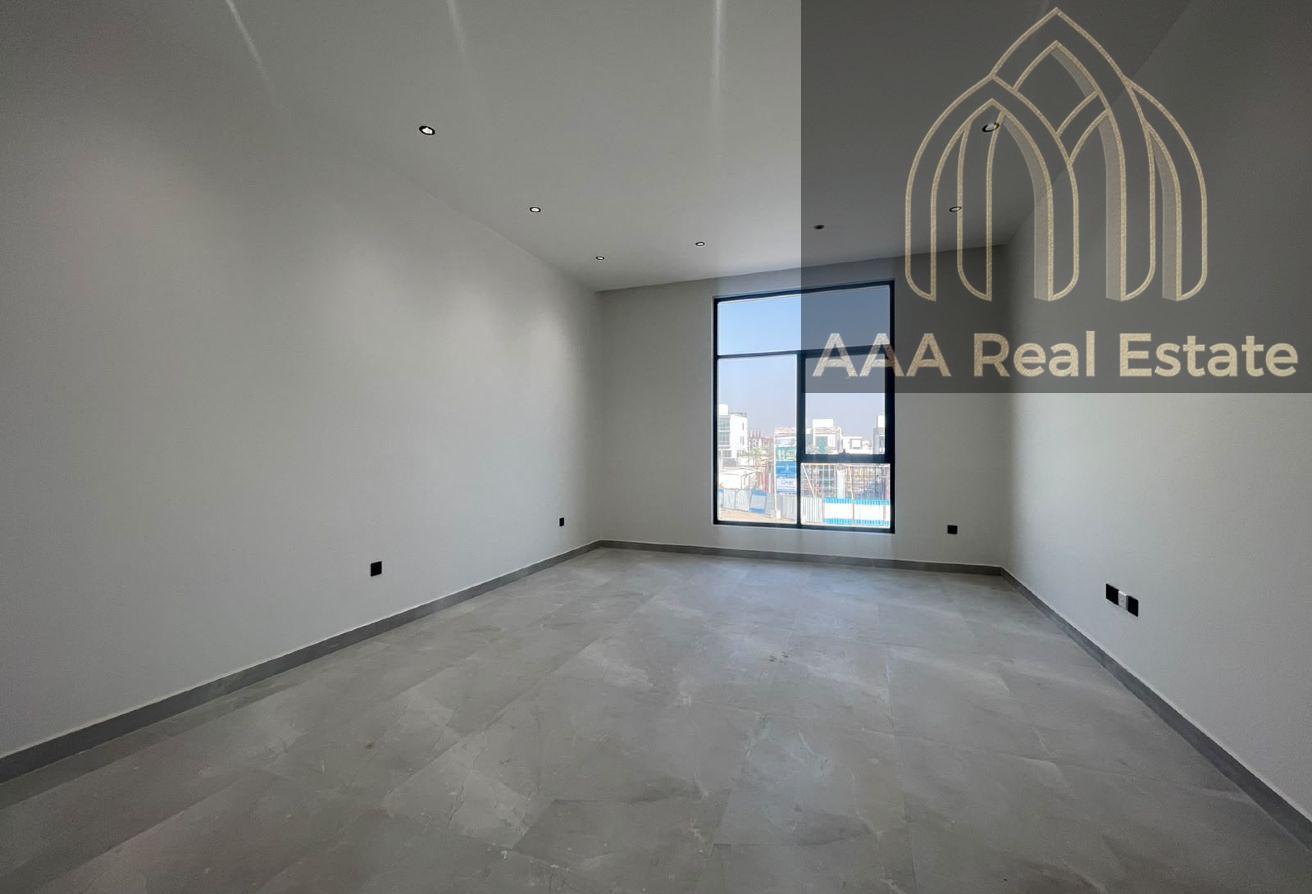 BRAND NEW | PREMIUM FINISHES | SPACIOUS LAYOUT photo 7