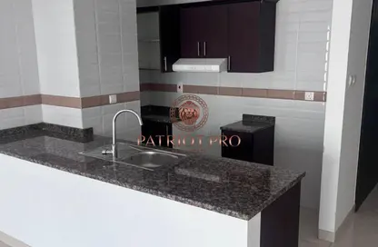 شقة - 1 حمام للايجار في ذا كورت تاور - الخليج التجاري - دبي