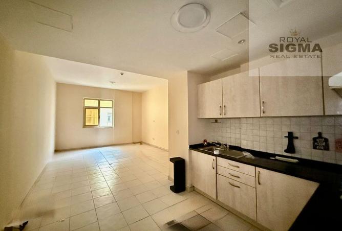 73124086 - Property Image 3