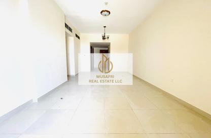 Apartment - 1 Bedroom - 2 Bathrooms for rent in Muwailih Building - Muwaileh - Sharjah