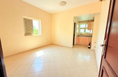 Apartment - Studio - 1 for rent in Fire Station Road - Muwaileh - Sharjah Apartment - Studio - 1 for rent in Fire Station Road - Muwaileh - Sharjah