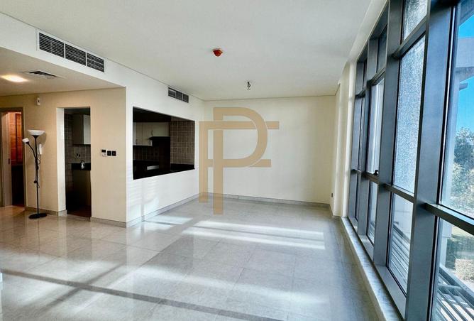 2OoyrLLXu53 - Property Image 2