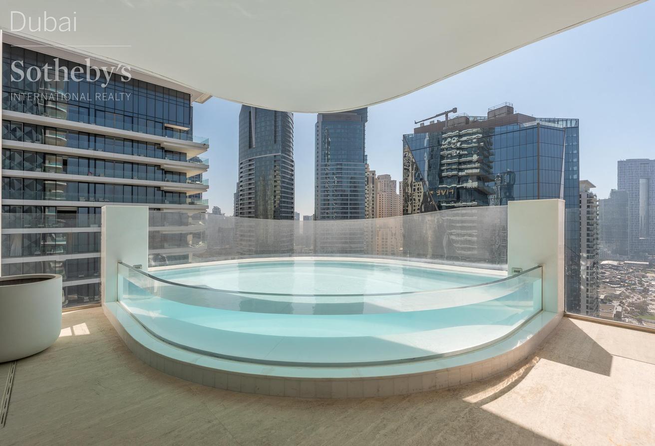 Elevated JBR Apartment with Gulf Views photo 26