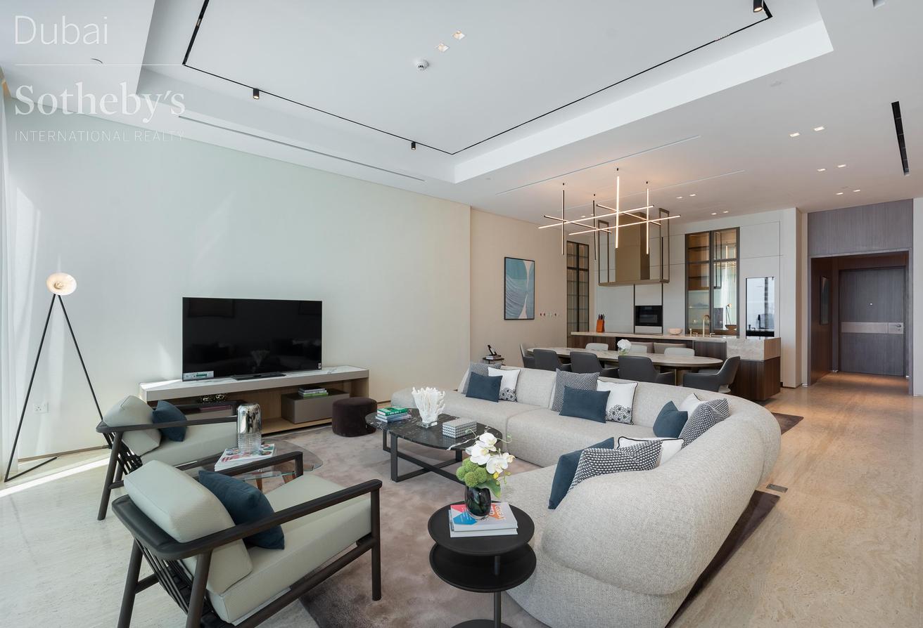 Elevated JBR Apartment with Gulf Views photo 16