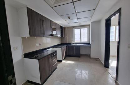 Apartment - 3 Bedrooms - 4 Bathrooms for sale in Tower 37 - Al Reef Downtown - Al Reef - Abu Dhabi Apartment - 3 Bedrooms - 4 Bathrooms for sale in Tower 37 - Al Reef Downtown - Al Reef - Abu Dhabi