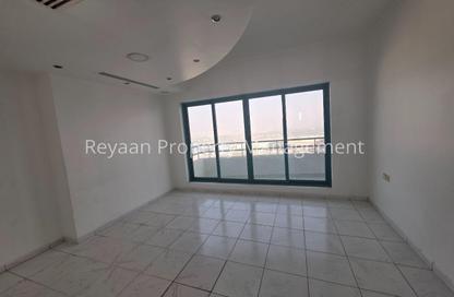 Apartment - 2 - 2 for rent in Al Wahda Building - Port Saeed - Deira - Dubai