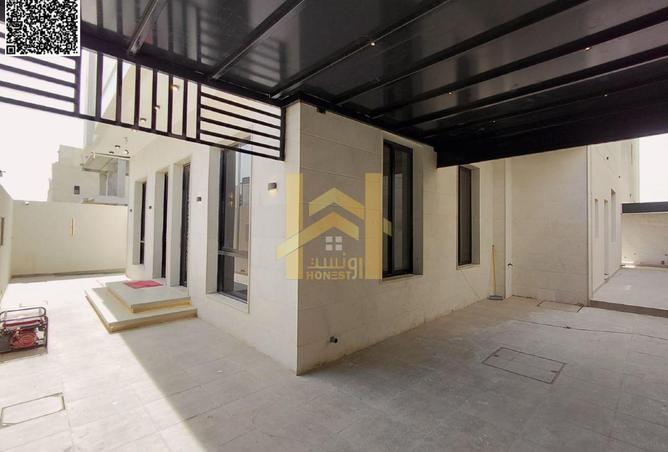 79418337 - Property Image 2