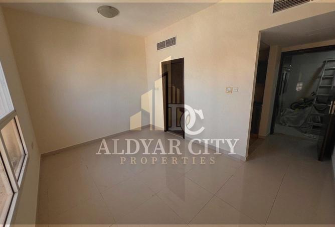 67460220 - Property Image 2