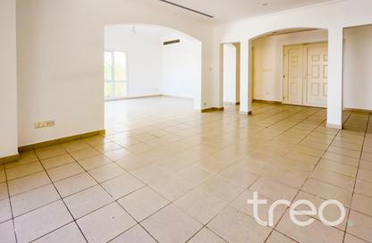 Villa - 5 Bedrooms - 4 Bathrooms for rent in Meadows 4 - Meadows - Dubai Villa - 5 Bedrooms - 4 Bathrooms for rent in Meadows 4 - Meadows - Dubai