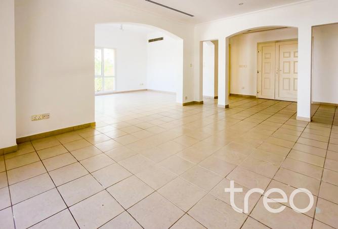 91816210 - Property Image 3