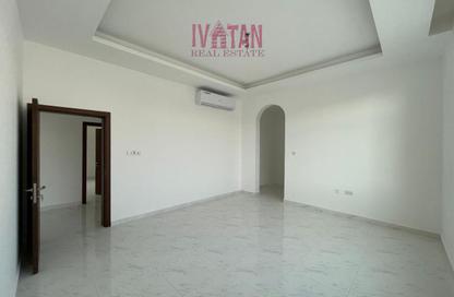 Villa - 3 - 3 for rent in Al Riffa - Ras Al Khaimah