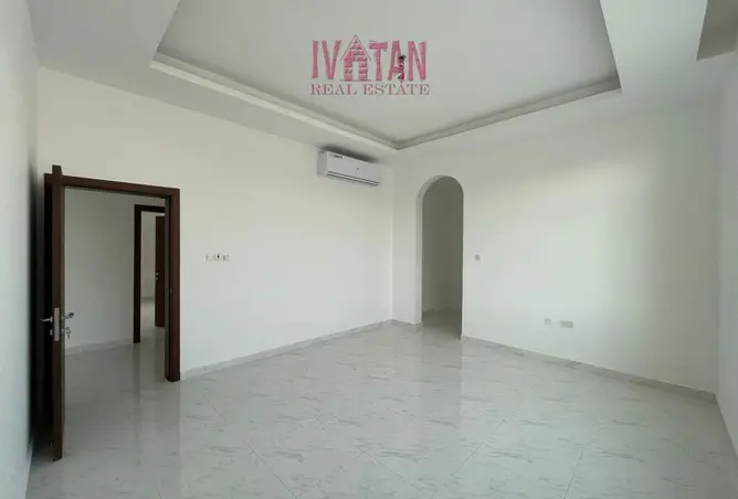 166080410 - Property Image 3