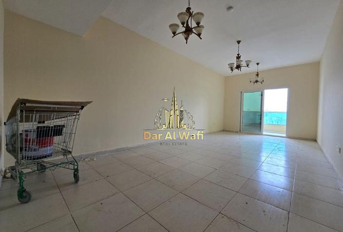 82823615 - صورة العقار 2