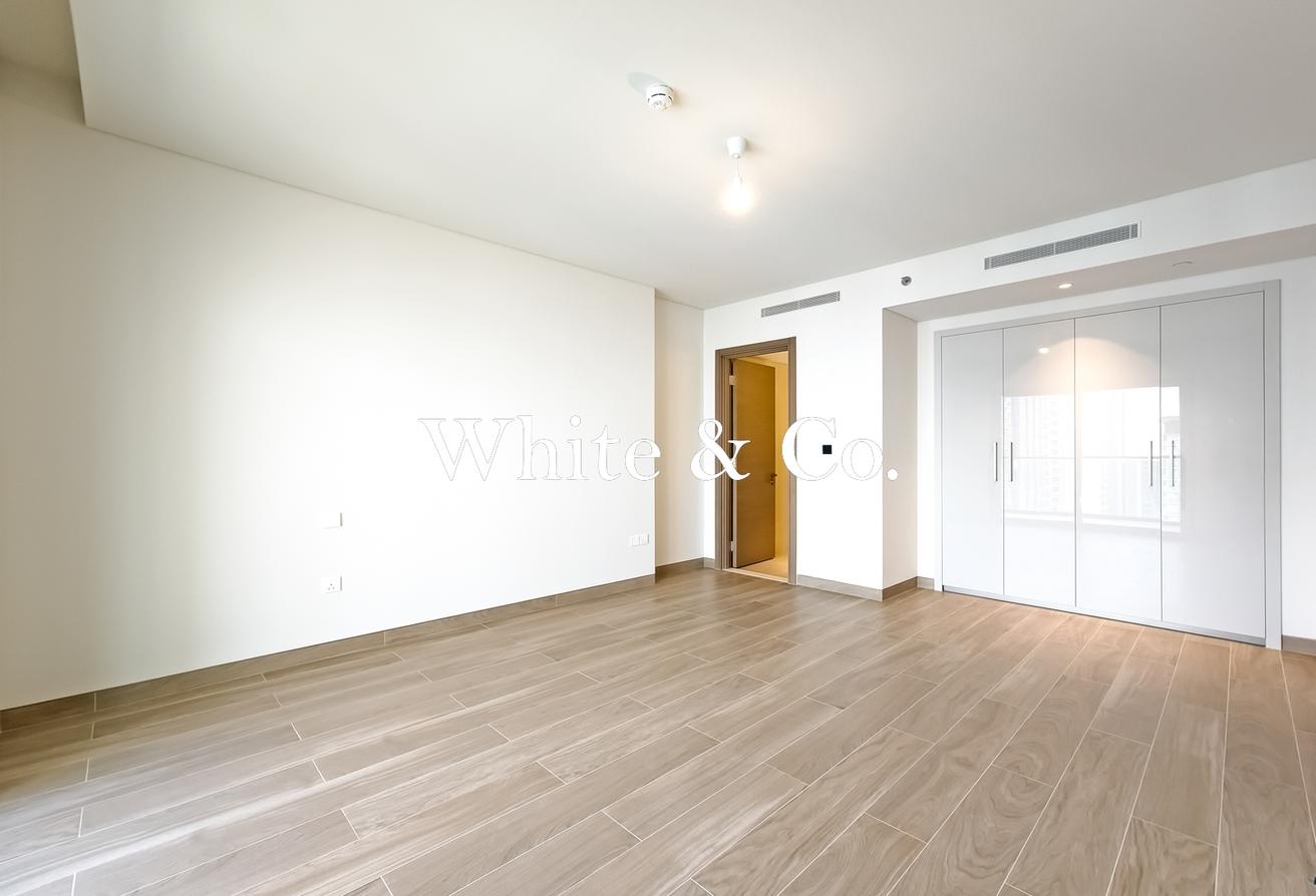 Corner Unit | Outstanding Views | Unique photo 8