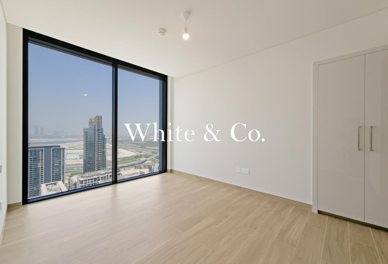 Corner Unit | Outstanding Views | Unique photo 16