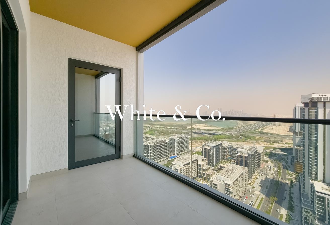Corner Unit | Outstanding Views | Unique photo 10