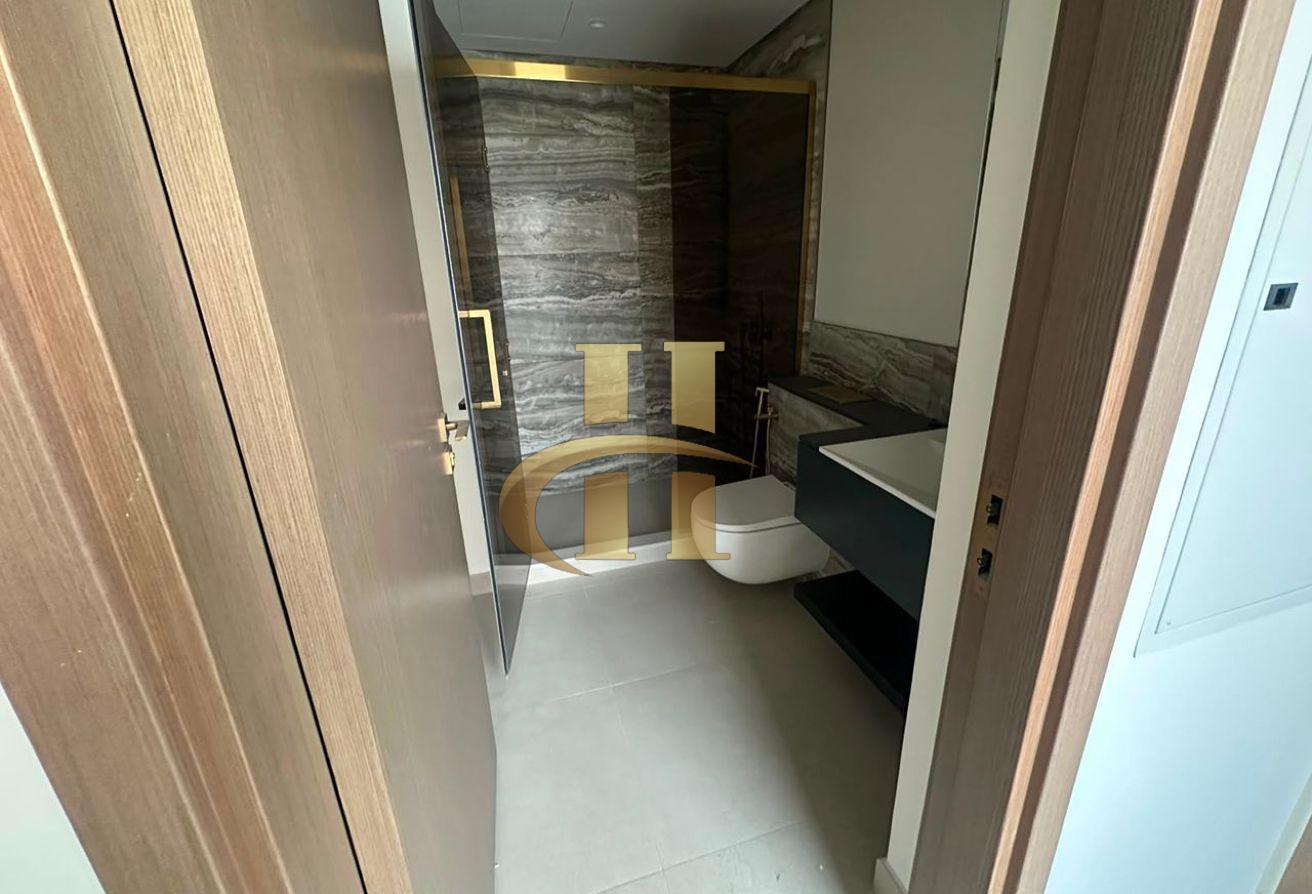 Ready To Move | Next To Park | Best Deal photo 15