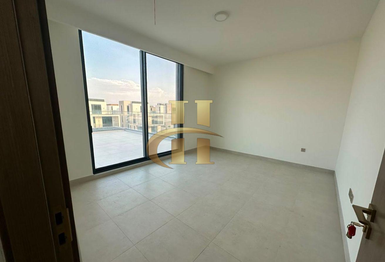 Ready To Move | Next To Park | Best Deal photo 7