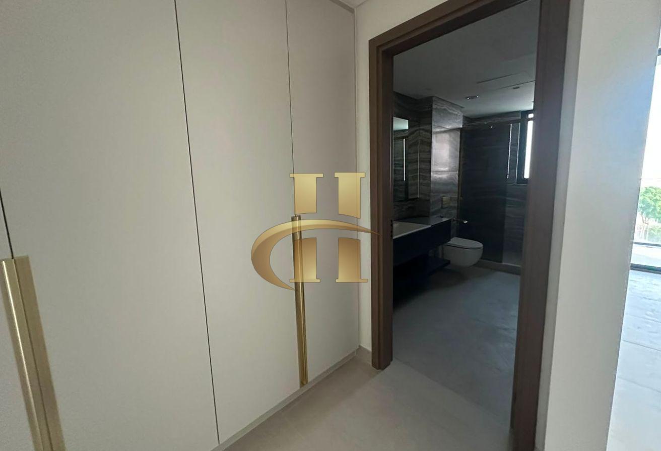Ready To Move | Next To Park | Best Deal photo 13