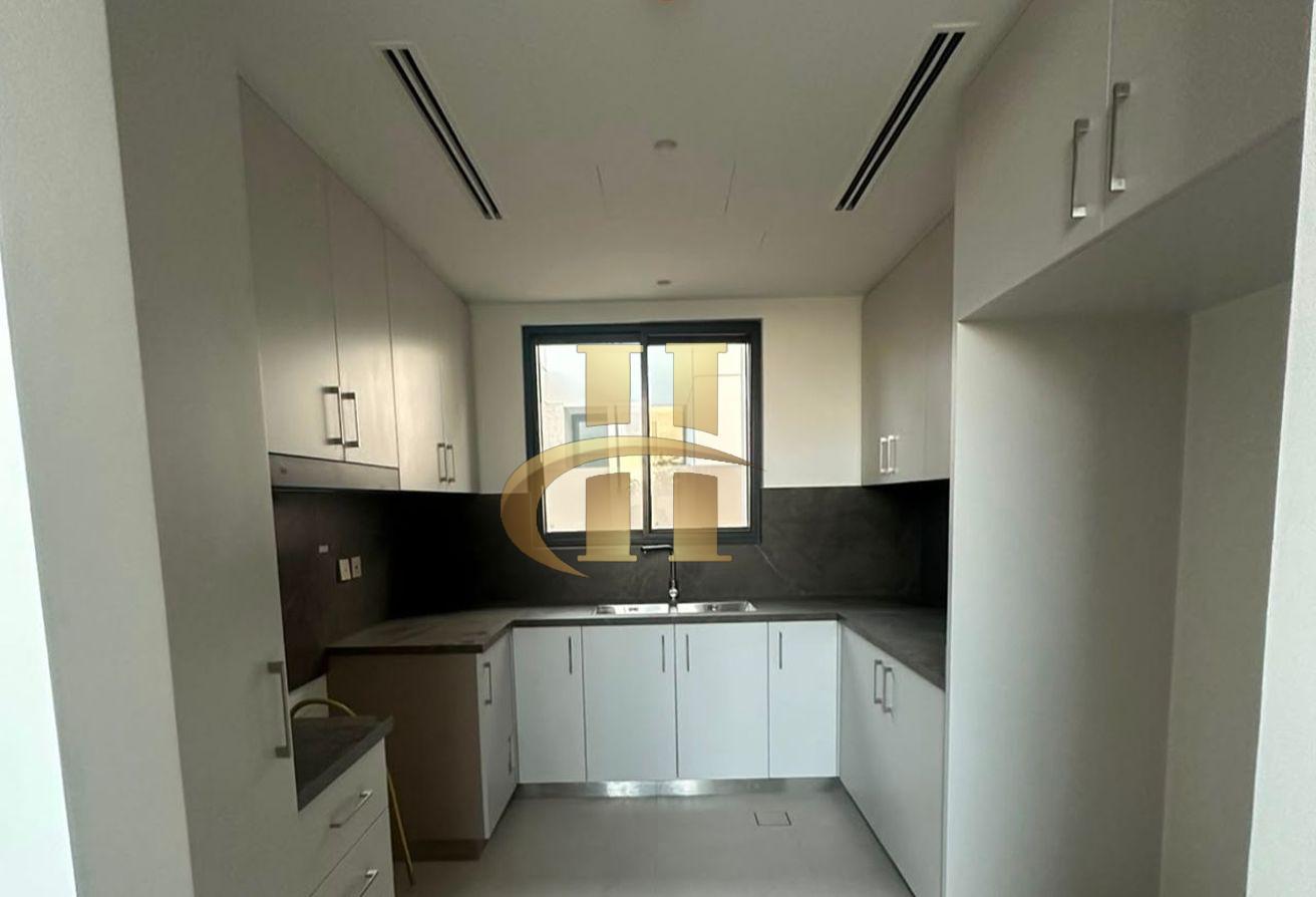 Ready To Move | Next To Park | Best Deal photo 4