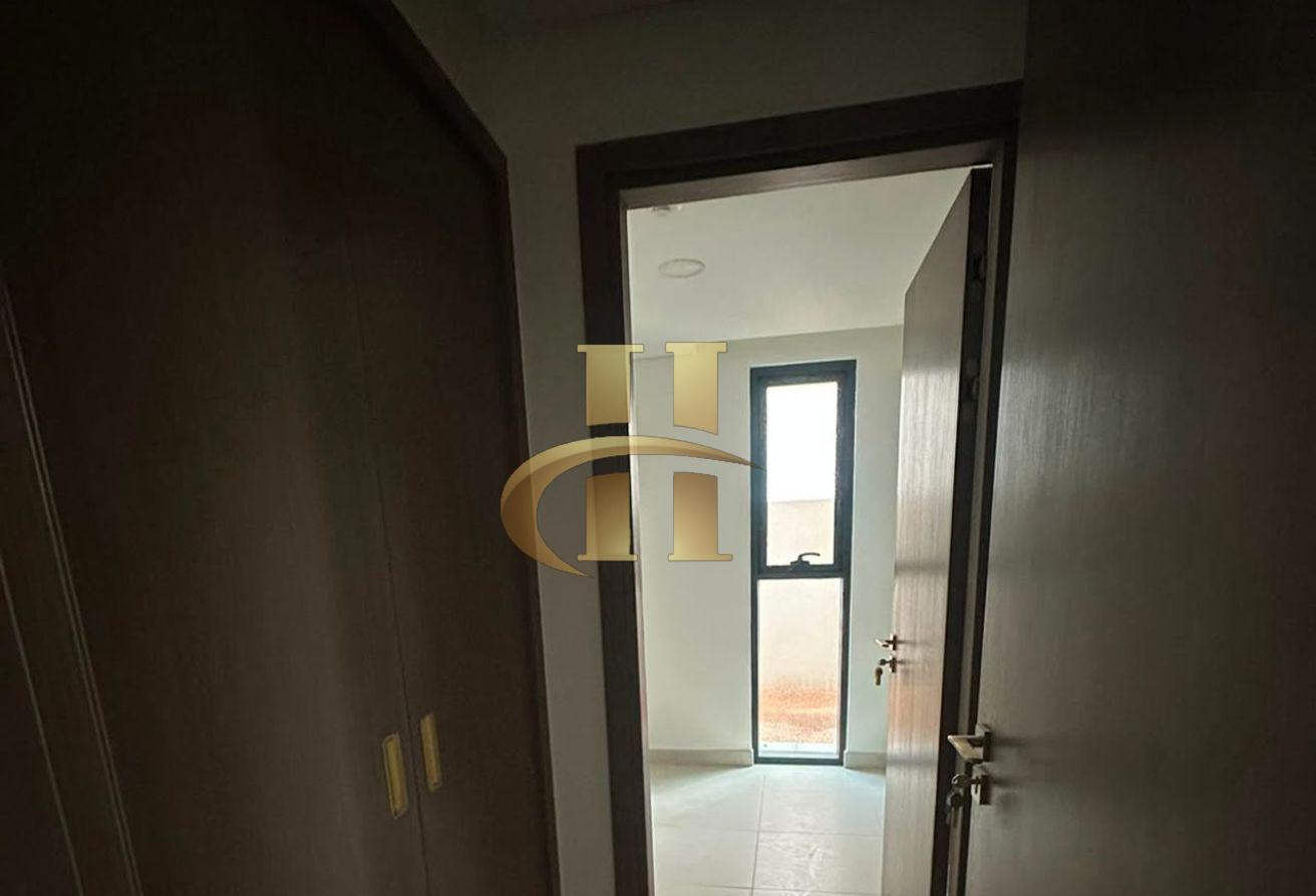Ready To Move | Next To Park | Best Deal photo 9