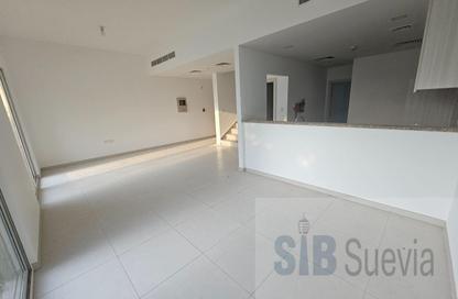 Townhouse - 3 Bedrooms - 4 Bathrooms for rent in Arabella Townhouses 3 - Arabella Townhouses - Mudon - Dubai