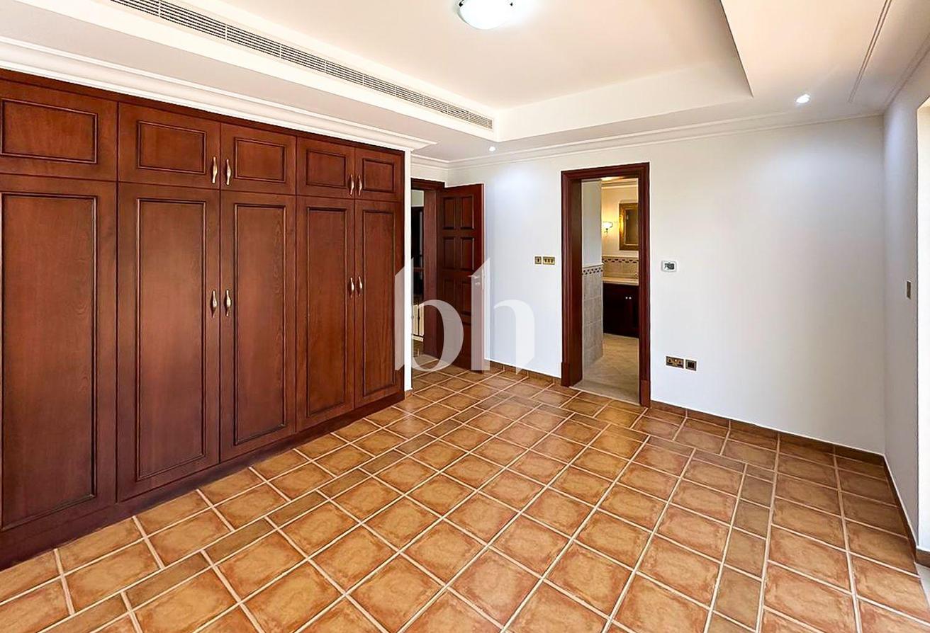One Cheque| Private Pool | Unfurnished | Golf View photo 16